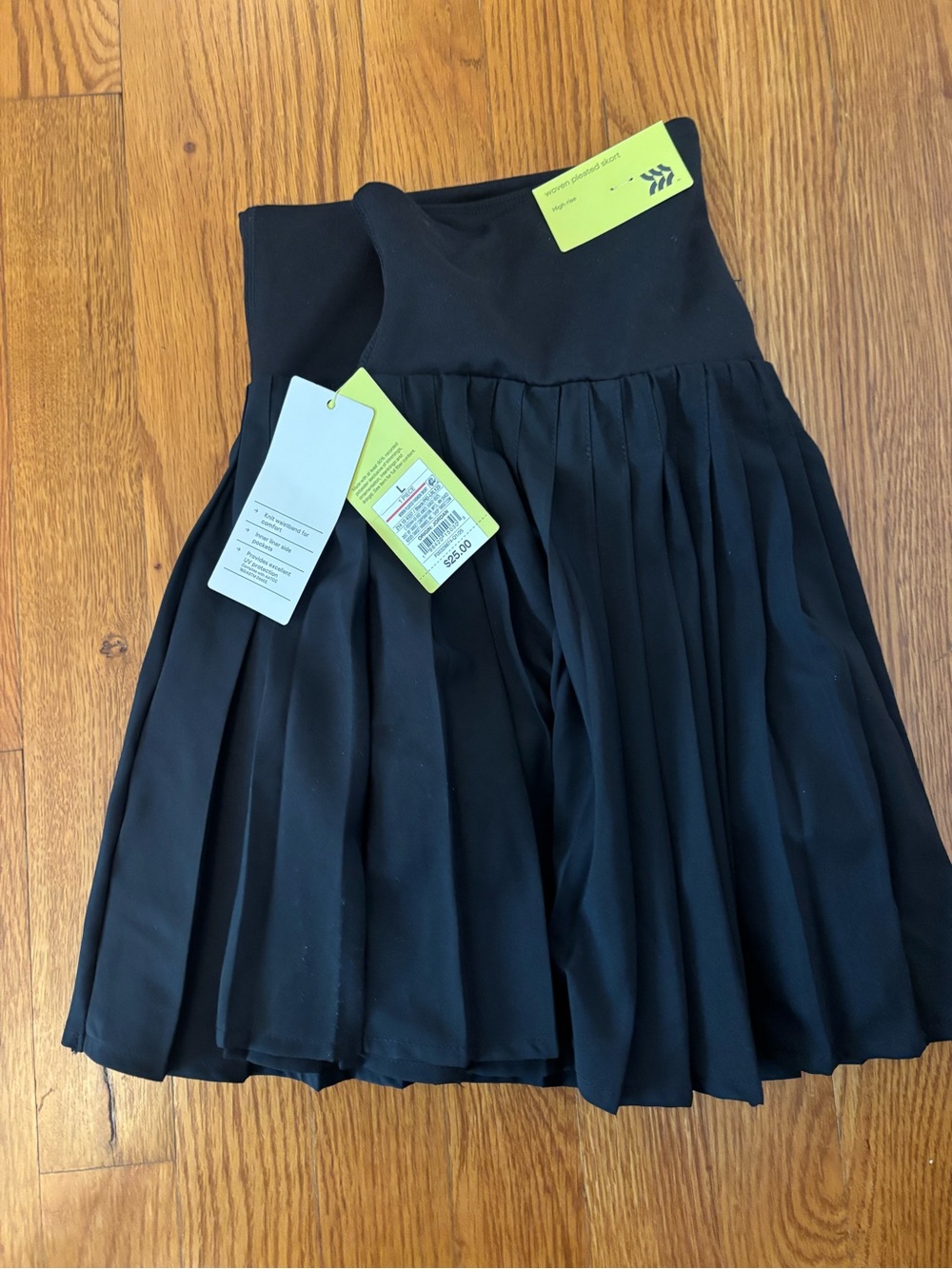 all in motion Black Pleated Skirt/Skort - Picture 2 of 4